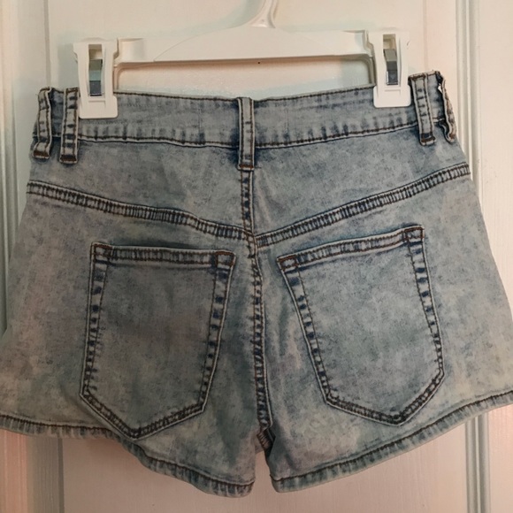 High Waisted Shorts - Picture 3 of 3